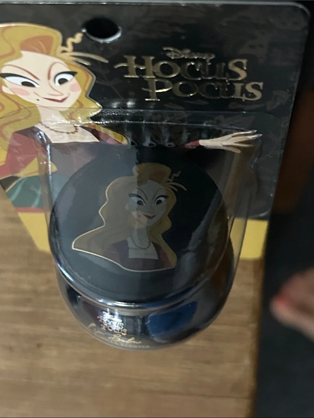 Disney Hocus Pocus themed cauldron shaped lip balms set of 4 NEW